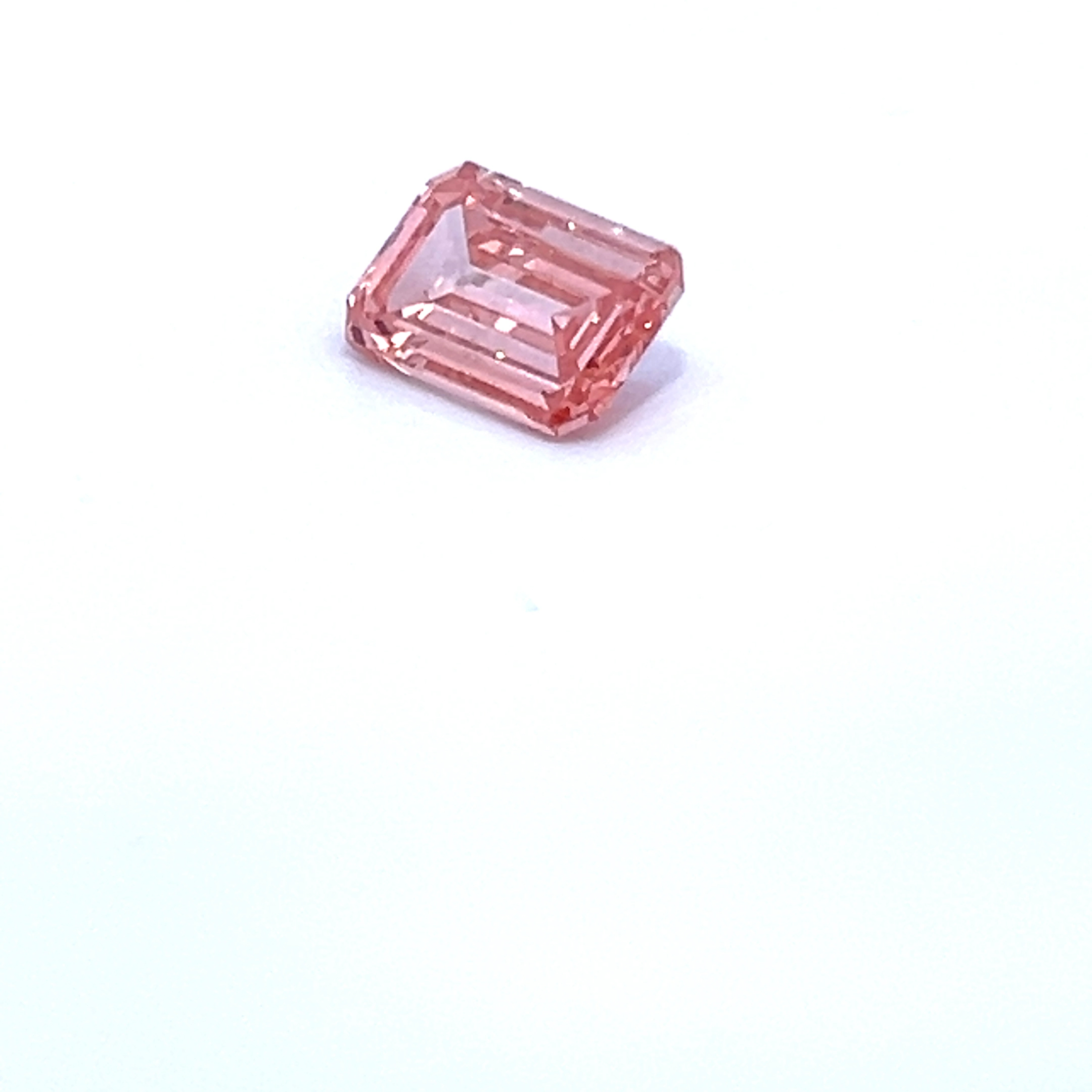 Emerald 2.25 FANCY VIVID PINK VS1 STR