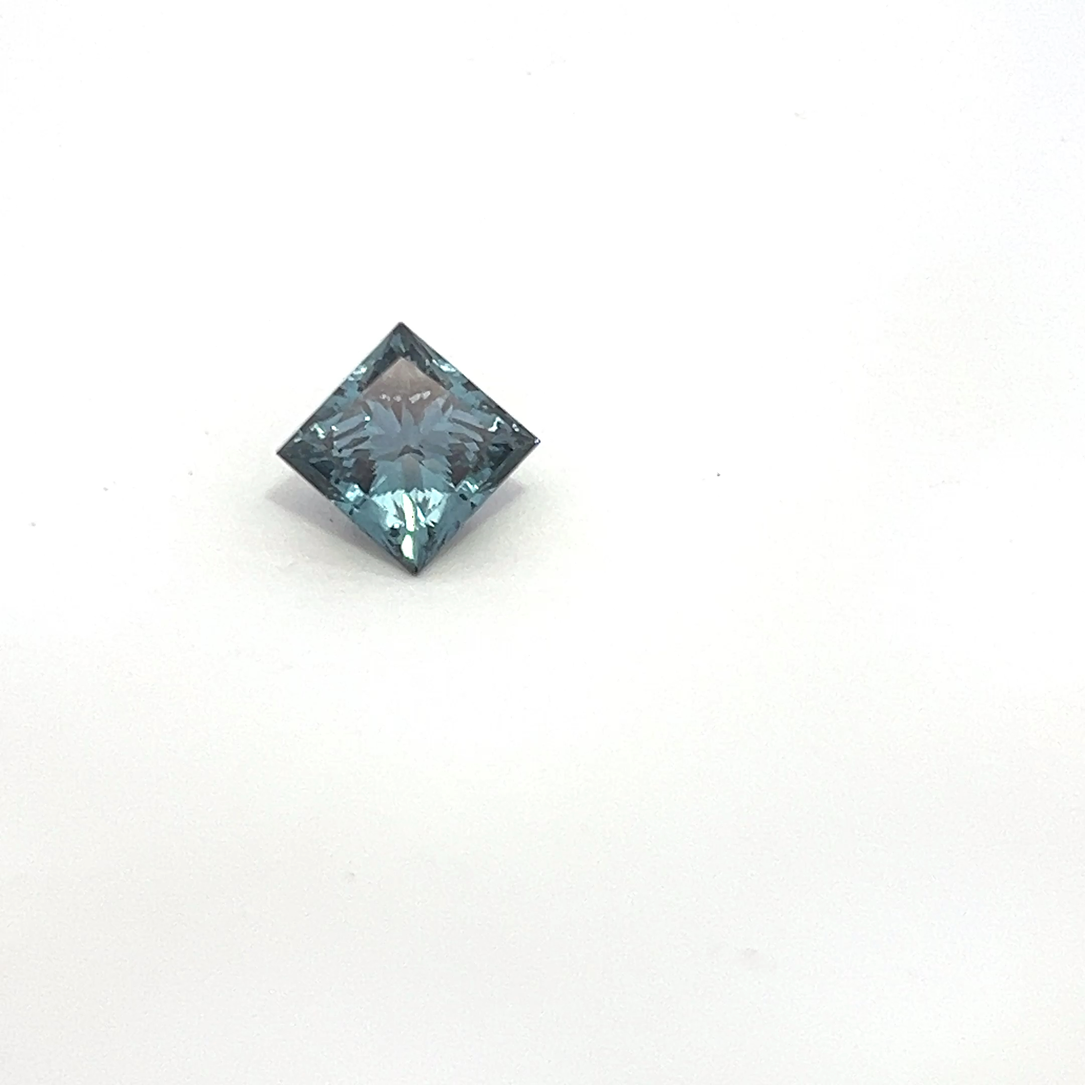 Princess 2.94 FANCY VIVID BLUE VS2 STR