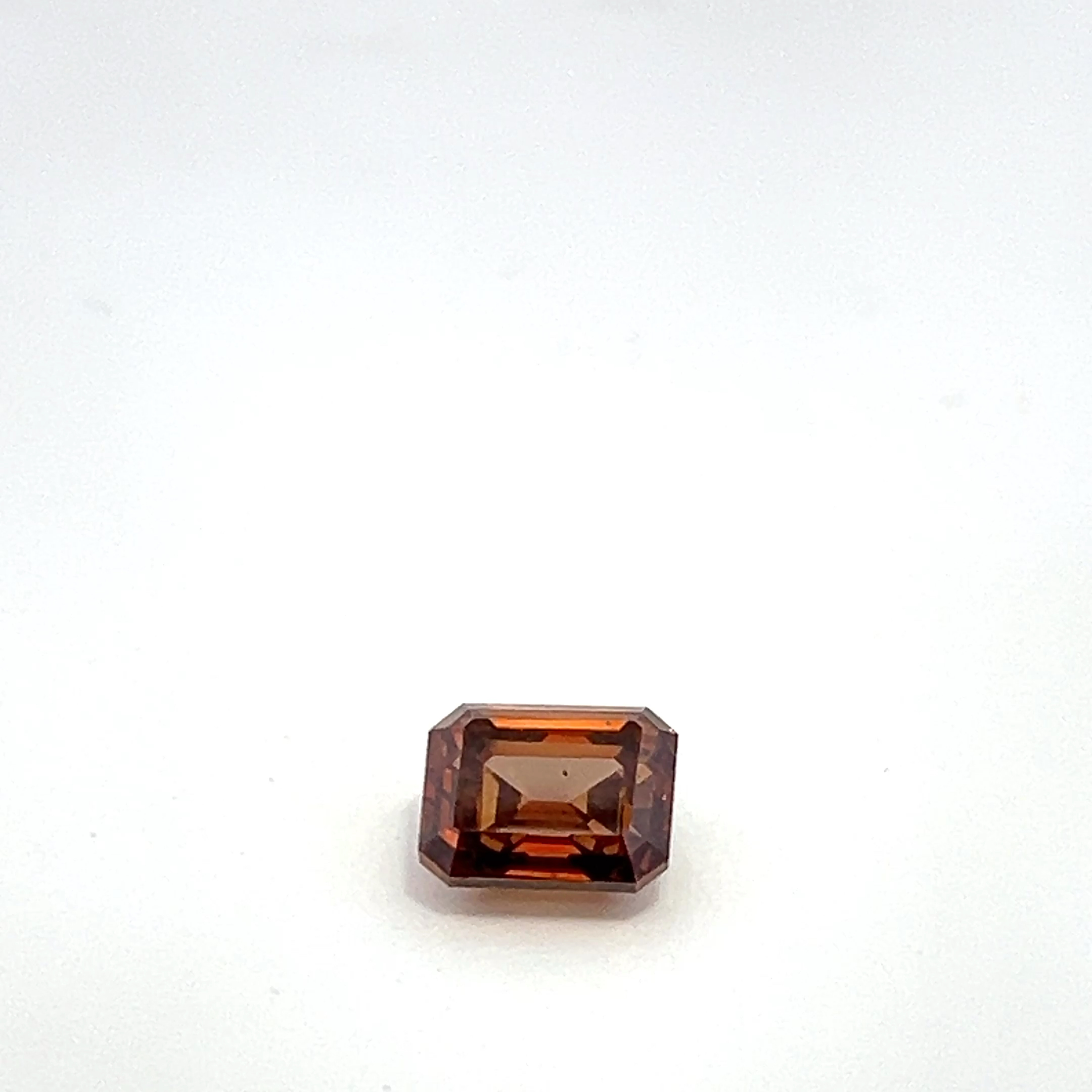 Asscher 3.22 FANCY BROWNES ORANGE SI1 STR