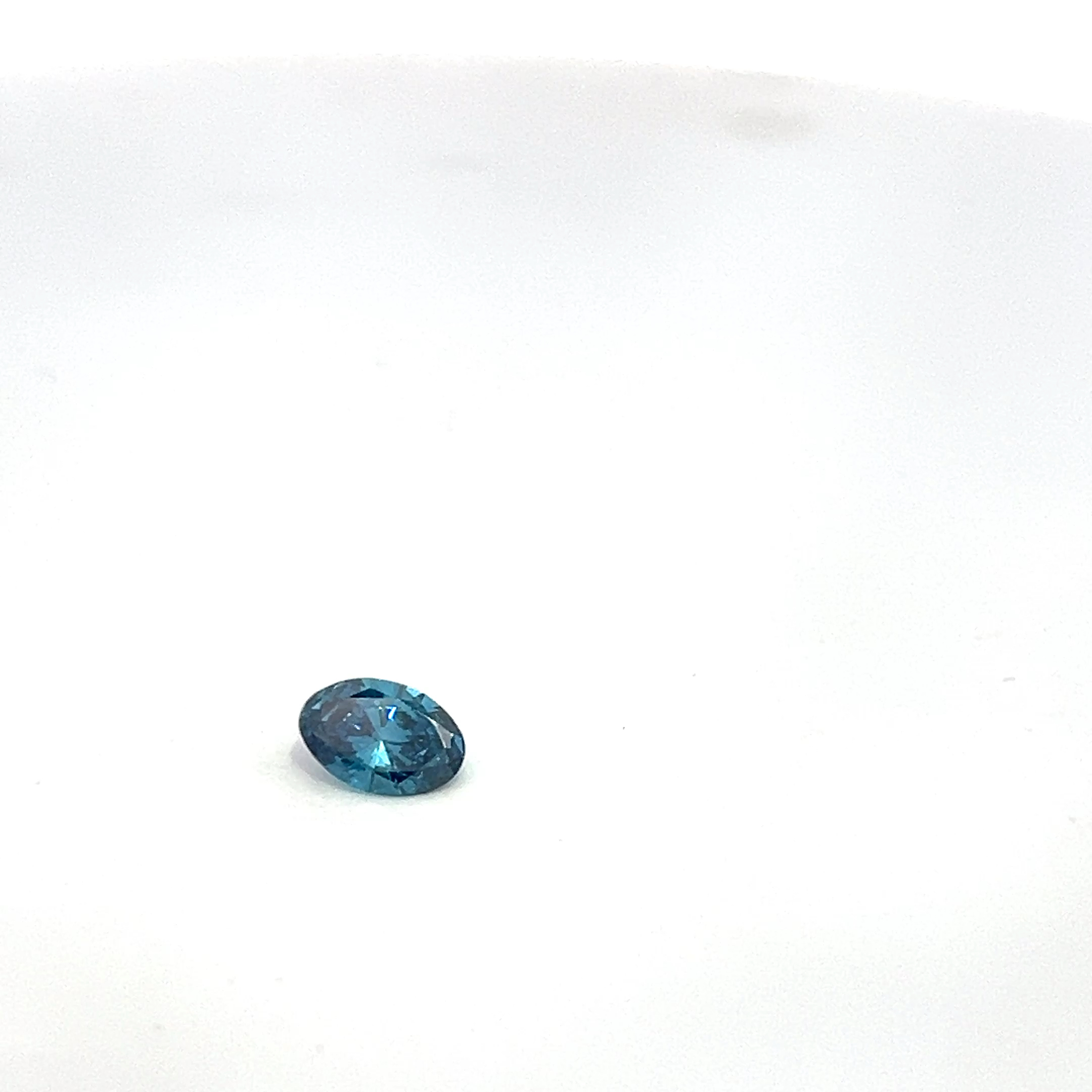 Oval 1 FANCY VIVID BLUE I1 
